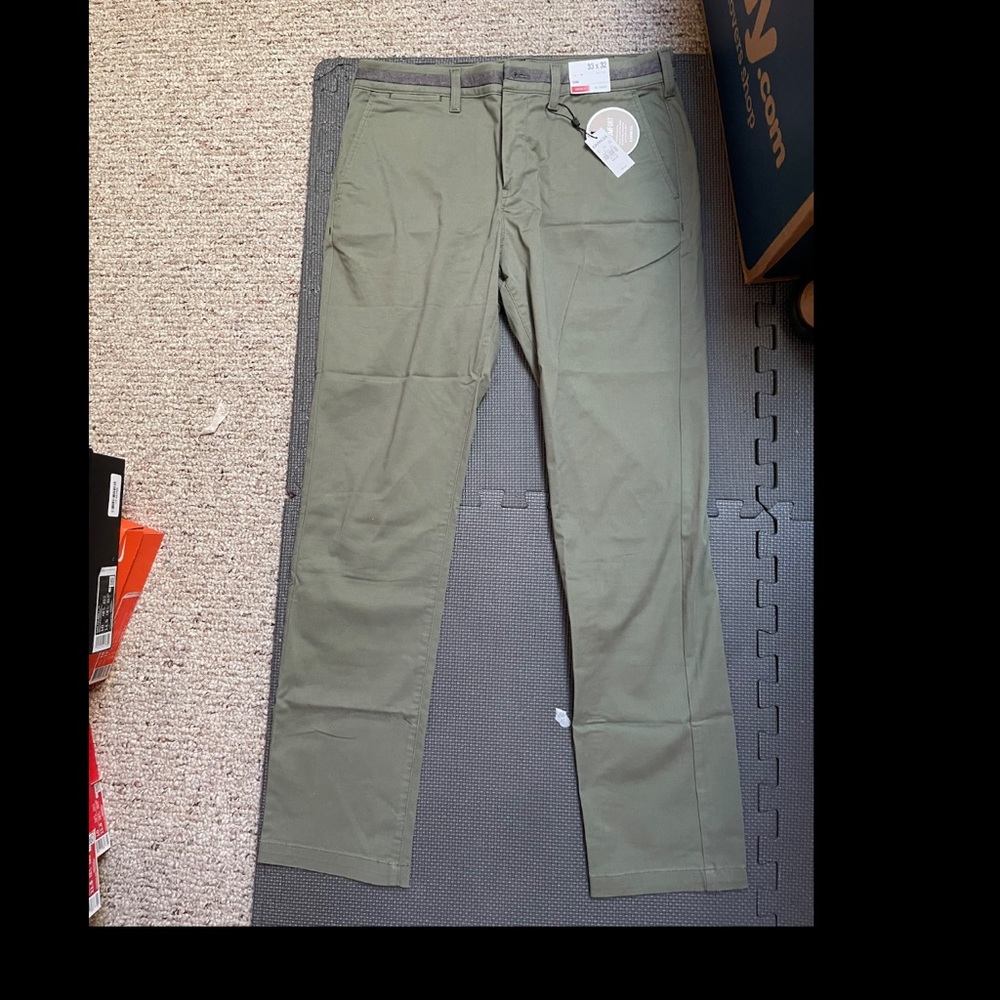 Brand New Express Pants Size 33X32
